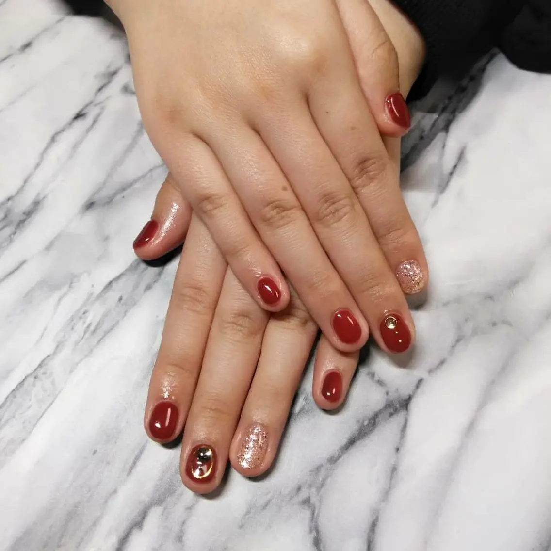 ネイル ブラウン 赤色 lylynail YUUKAのネイルデザイン