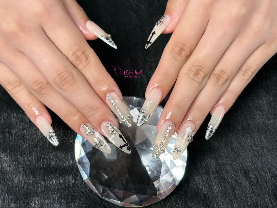 ネイル 桜ネイル 長さ出し フラワーネイル フレンチネイル ジェルネイル ハンドネイル ACon NailSalonのネイルデザイン