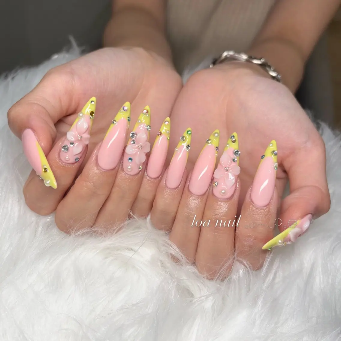 ネイル ハンドネイル loa nailのネイルデザイン