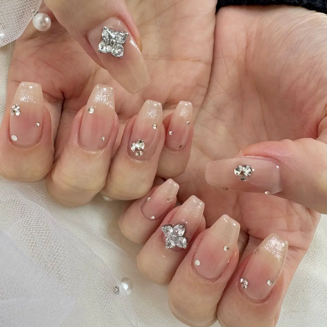 ネイル ワンホンネイル ハンドネイル nail salon e'mu💐のネイルデザイン