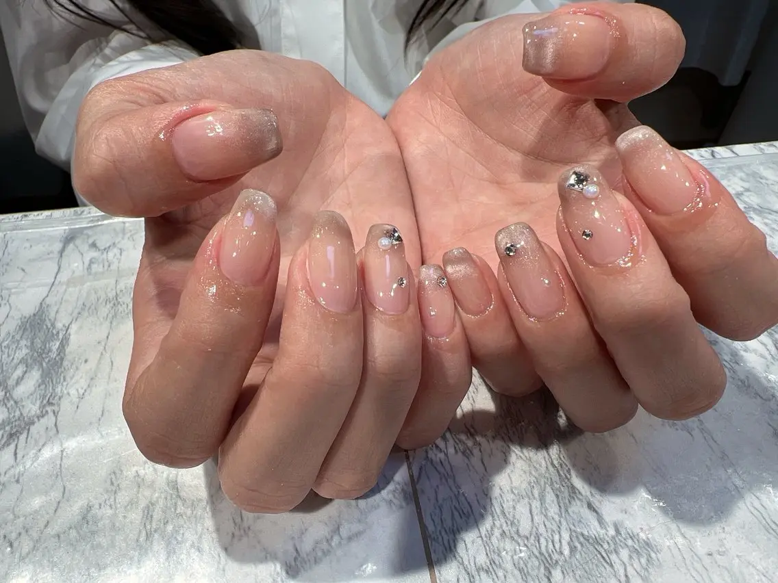 ネイル ハンドネイル Lavish nailのネイルデザイン