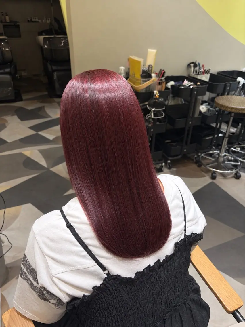 セミロング カラー ボルドーカラー ピンクカラー ヘアカラー トリートメント みく⌇Amas 〚カットモデル募集〛のヘアスタイル