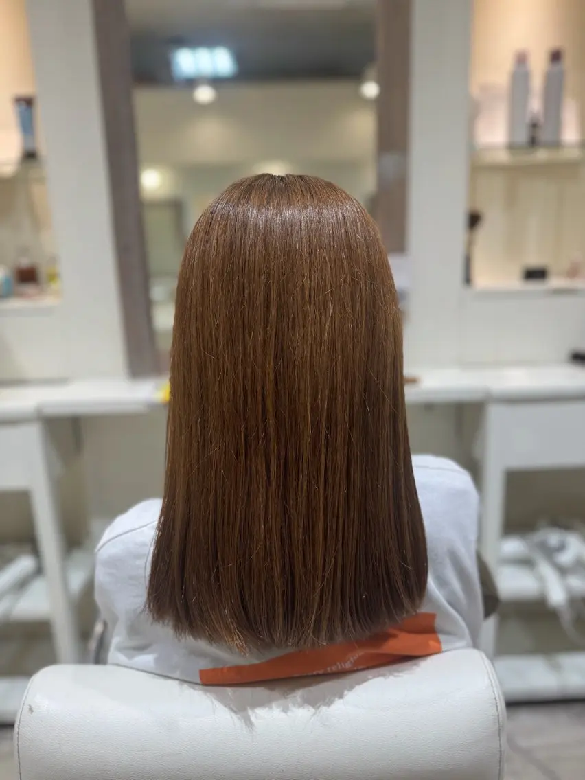 セミロング カット ヘアカラー NICCOLO室見 Erinaのヘアスタイル