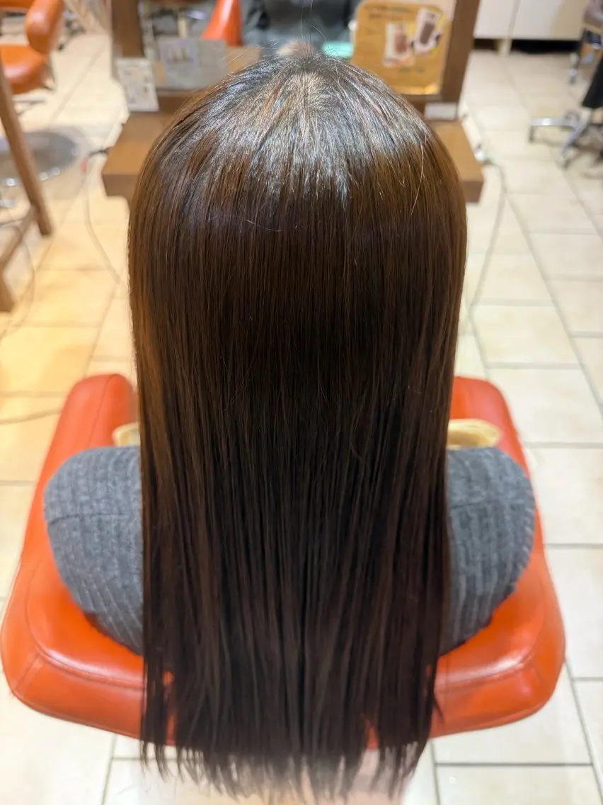 ロング 縮毛矯正 井上 琉菜のヘアスタイル