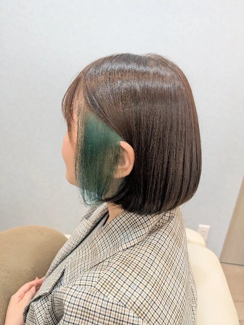 カラー インナーカラー ヘアカラー 竹田 夏歩のヘアスタイル