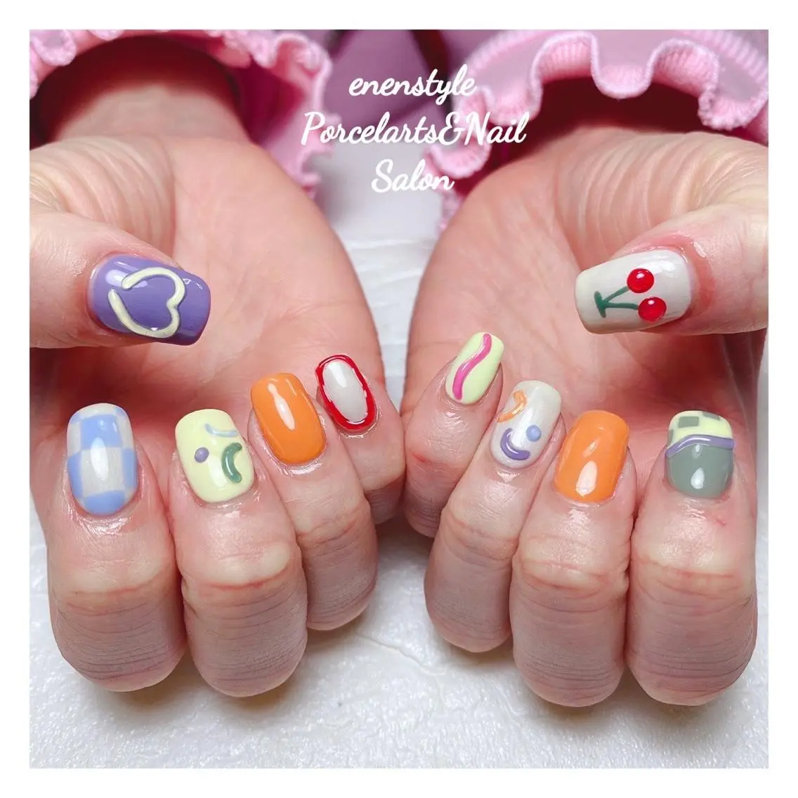 ミディアム ネイル 🐾enen style 🐾のネイルデザイン