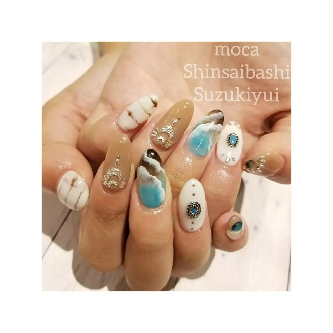 ネイル 夏ネイル 鈴木 ゆいのネイルデザイン