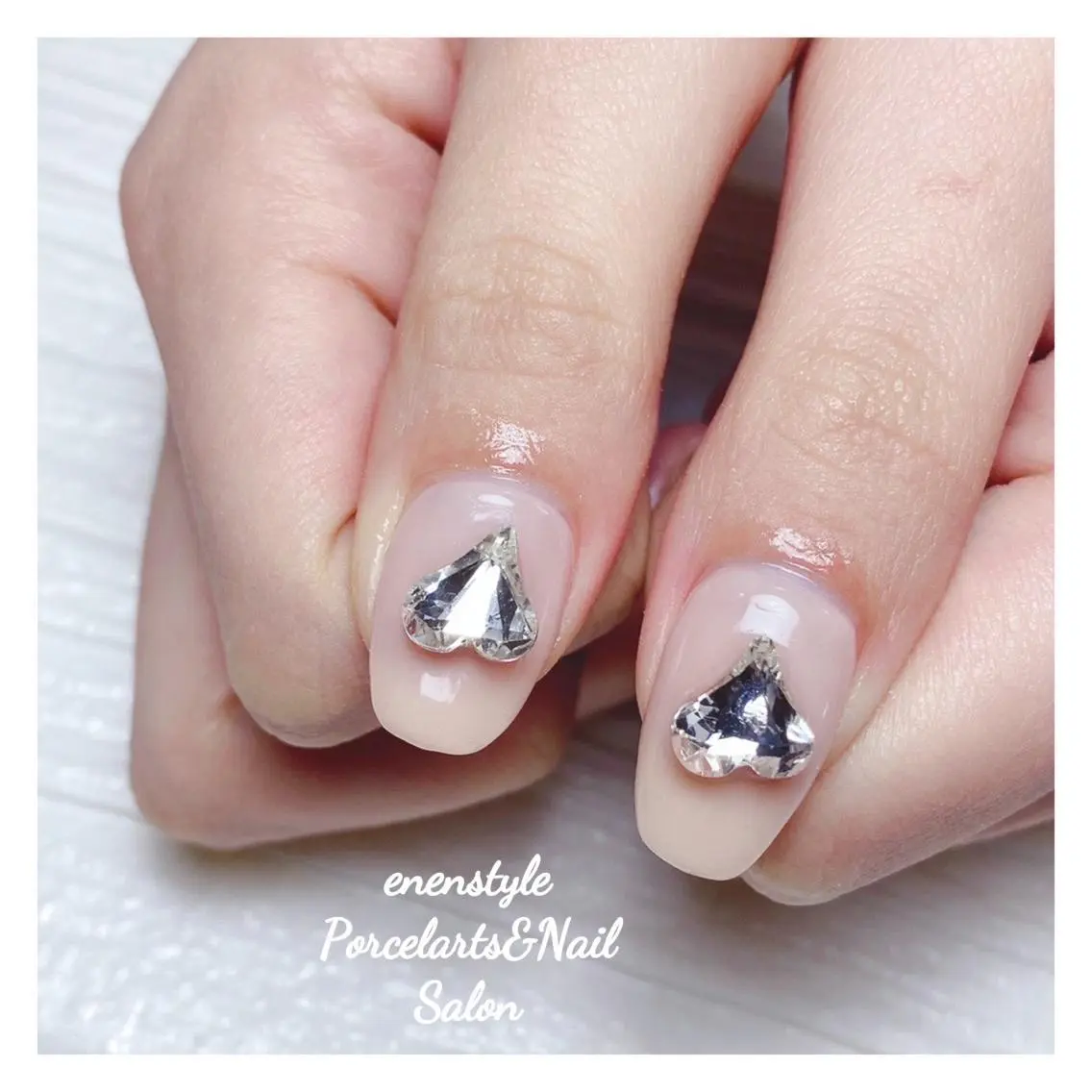 ミディアム ネイル 🐾enen style 🐾のネイルデザイン