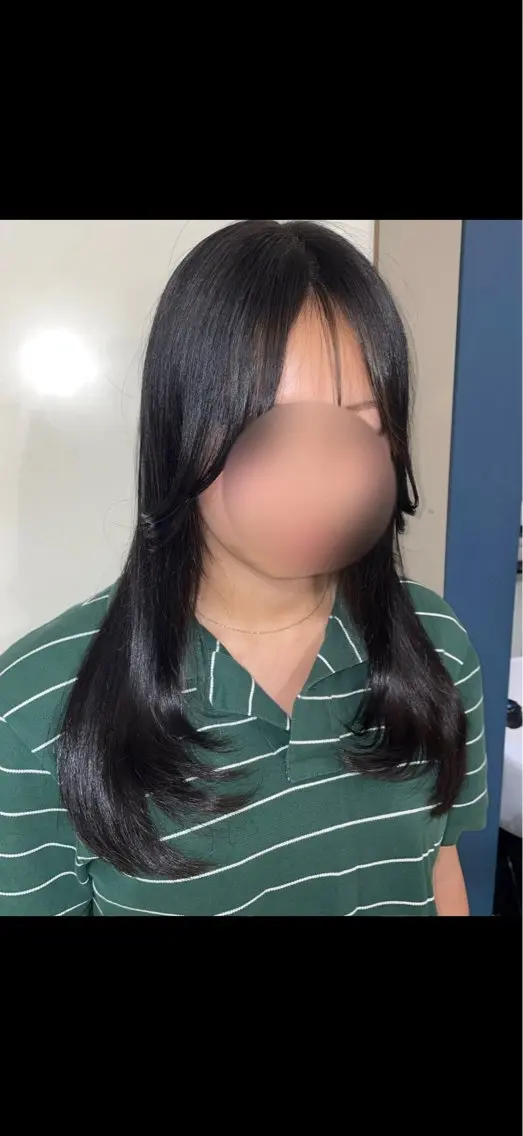 ロング バウハウスヘア ひなのヘアスタイル