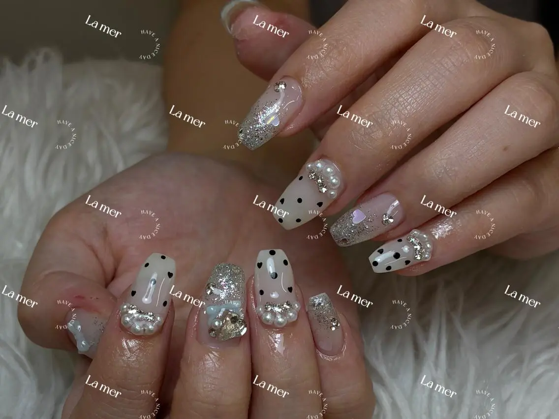 ネイル ハンドネイル ハンドケア hikikibyee ♡のネイルデザイン