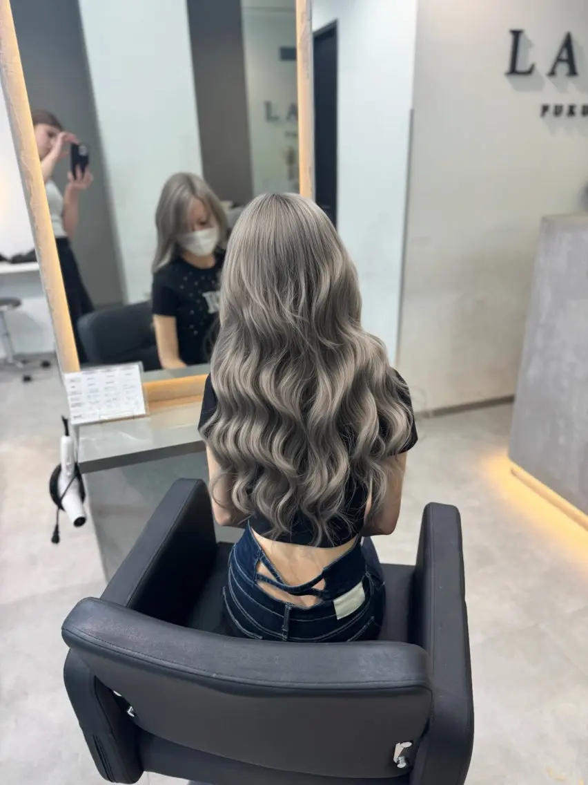 ロング カラー ヘアカラー エクステ ギャルの女神/ Shionのヘアスタイル