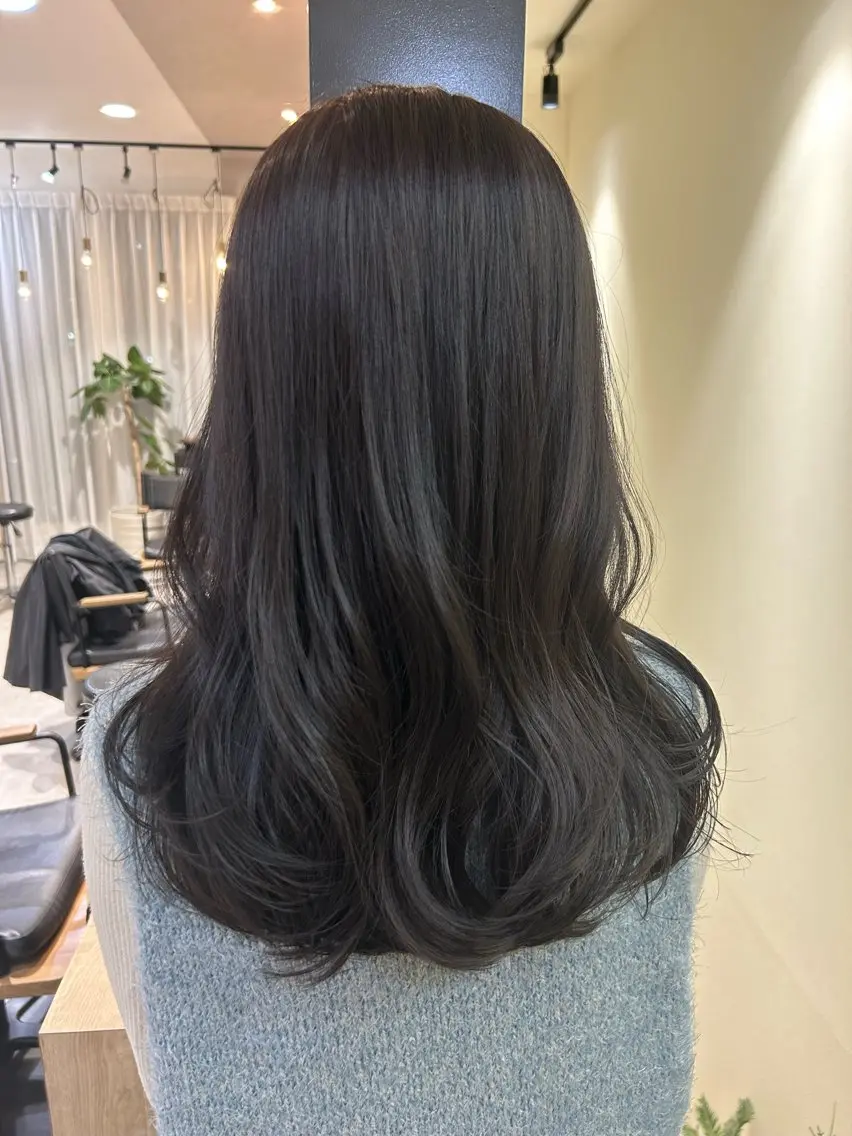 ロング カラー 透明感カラー グレージュ hubhair レイヤー/透明感のヘアスタイル