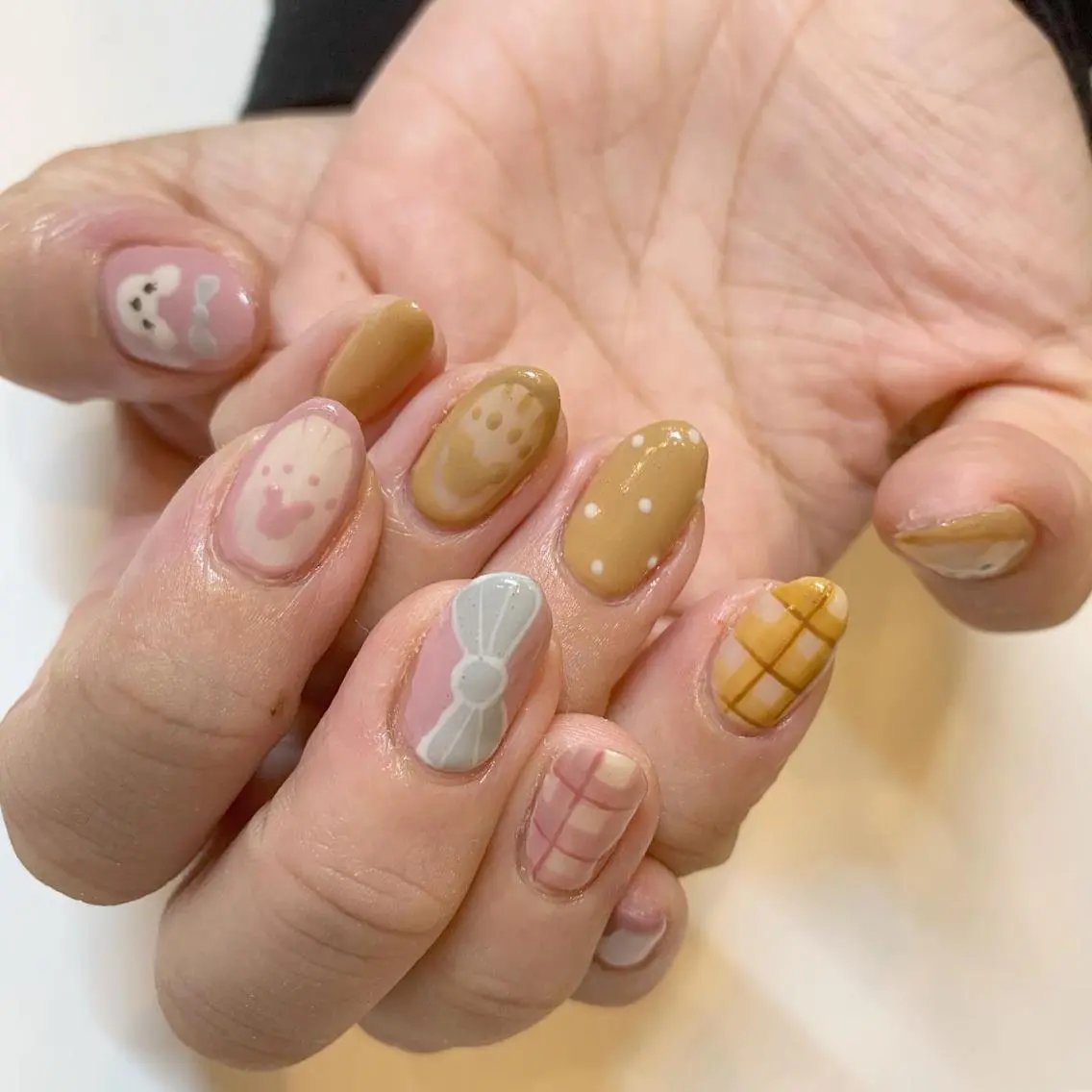 ネイル ヤマダ サクラのヘアスタイル