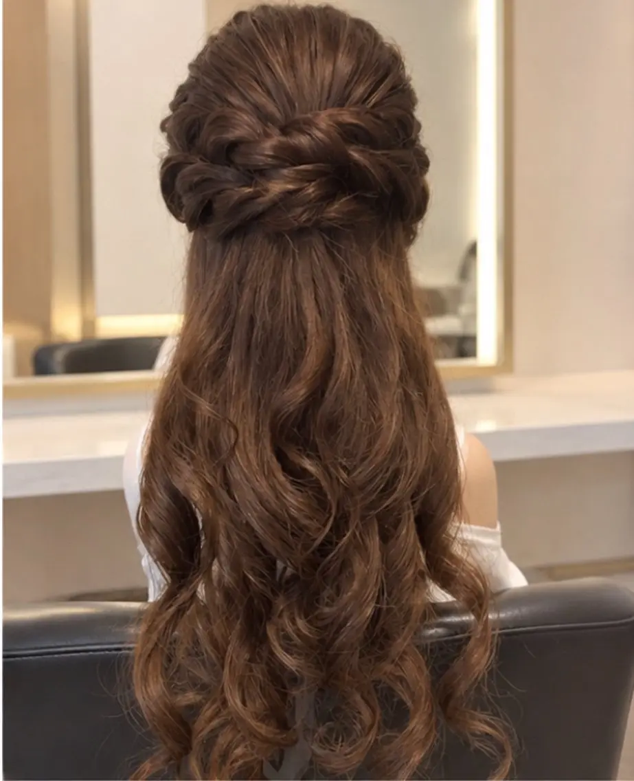 ロング ヘアアレンジ Hair &Make ナナセのヘアスタイル