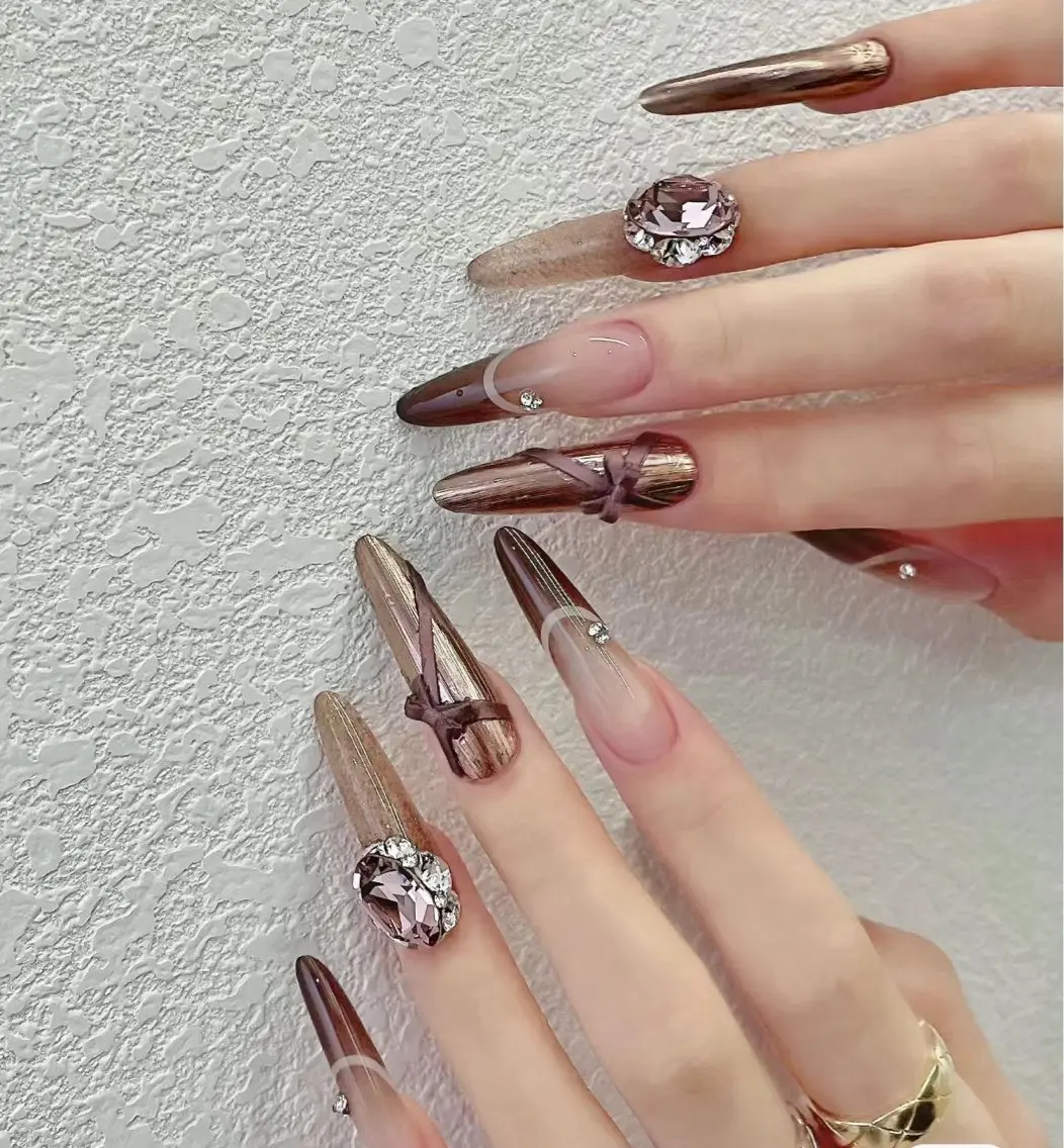 ネイル ハンドネイル ハンドケア The Nail & Eye Lashの眉毛・アイブロウイメージ