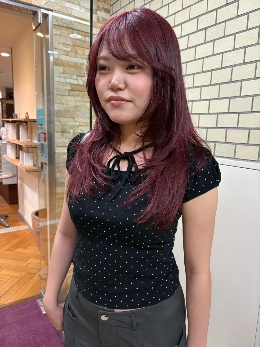 セミロング カラー ブリーチ ラベンダーカラー ラベンダーピンク ピンクカラー ヘアカラー ベージュ/ Yunaのヘアスタイル