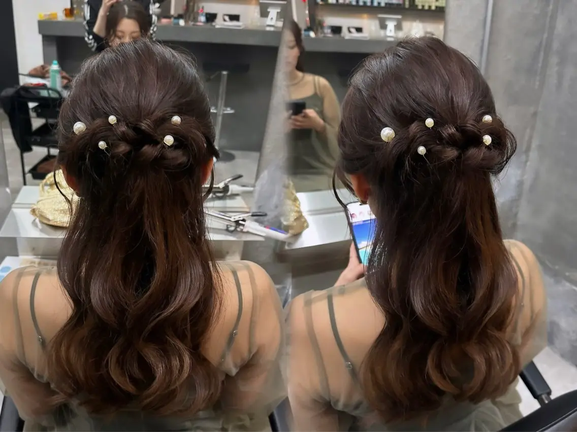 セミロング ヘアアレンジ 🩷透明感×似合わせ ×モテ🩷 aiのヘアスタイル