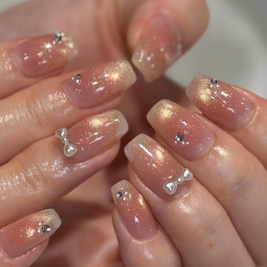 ネイル キラキラネイル yume 🎀大人ガーリー🎀のネイルデザイン
