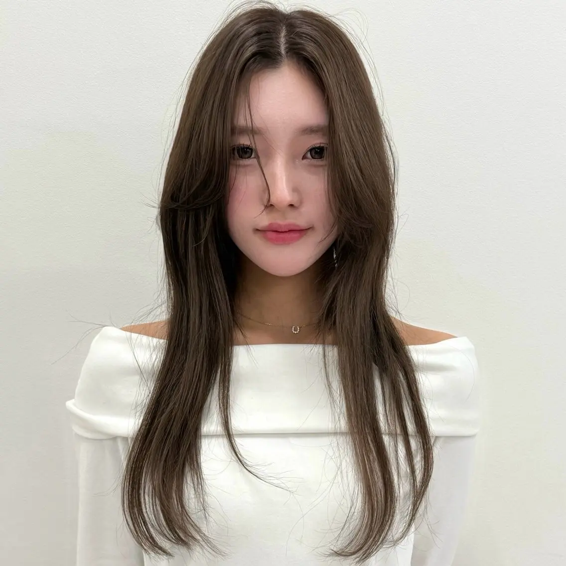 ロング カラー ヘアアレンジ カット ヘアカラー トリートメント ヘアセット 髪質改善/縮毛矯正/ ブリーチなしカラーのヘアスタイル