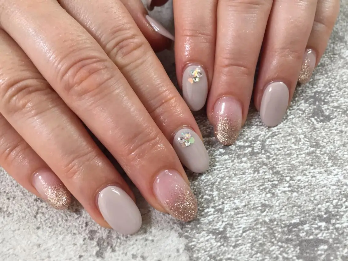 ネイル ハンドネイル mogunail &blowのネイルデザイン