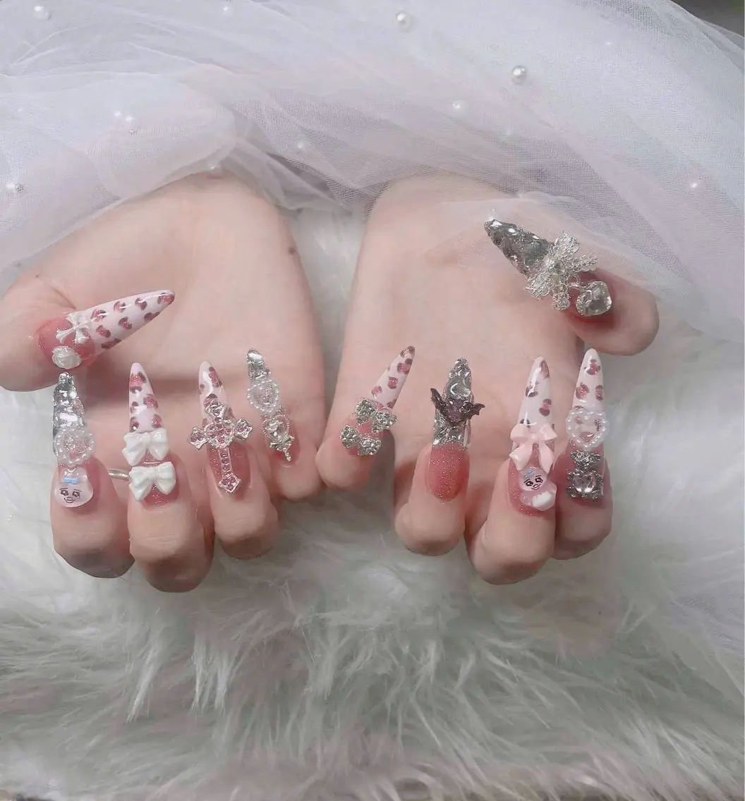 ネイル オーロラネイル フレンチネイル ジェルネイル ハロウィン 韓国ネイル ハンドネイル neco H.babynailのネイルデザイン