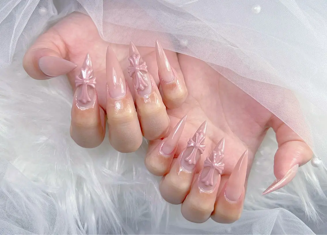 ネイル アートネイル オーロラネイル チークネイル 長さ出し フットネイル Miya _nailのネイルデザイン