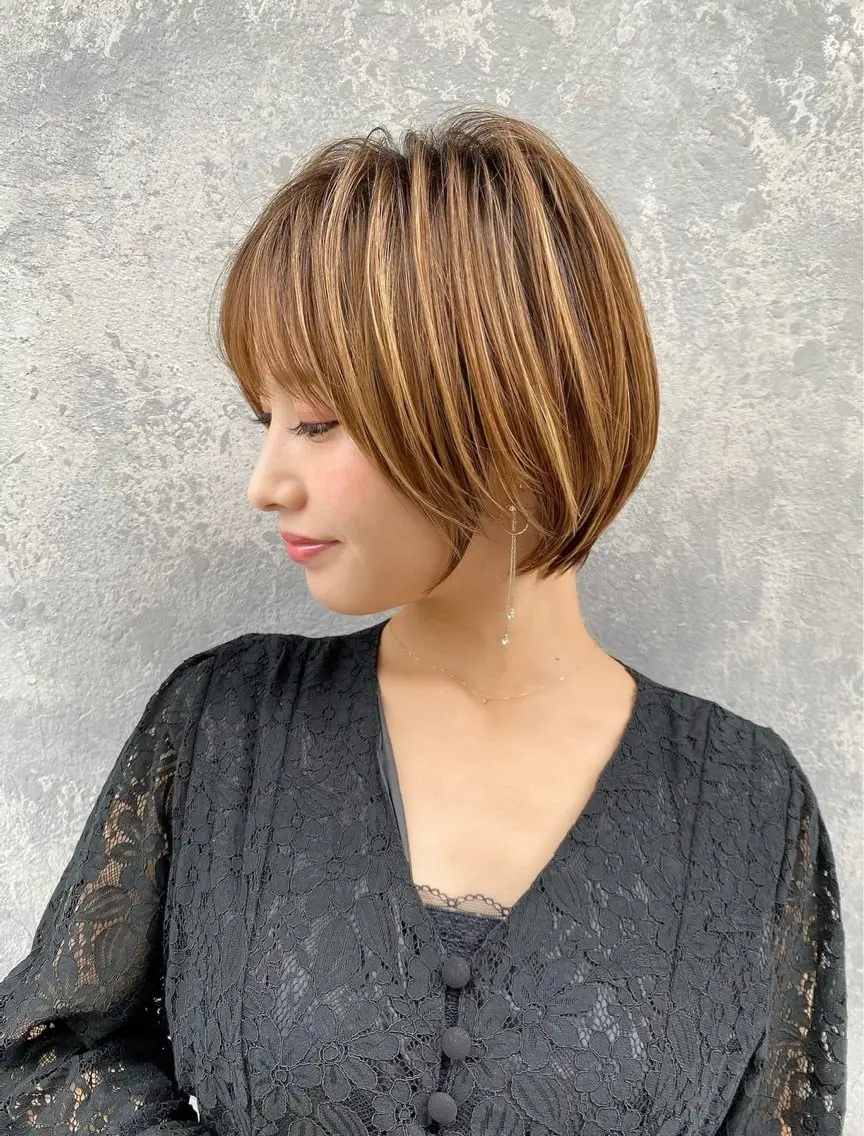【✂️ショートボブ ショートカットモデル✂️】うる艶トリートメント付き 平日20時〜の写真