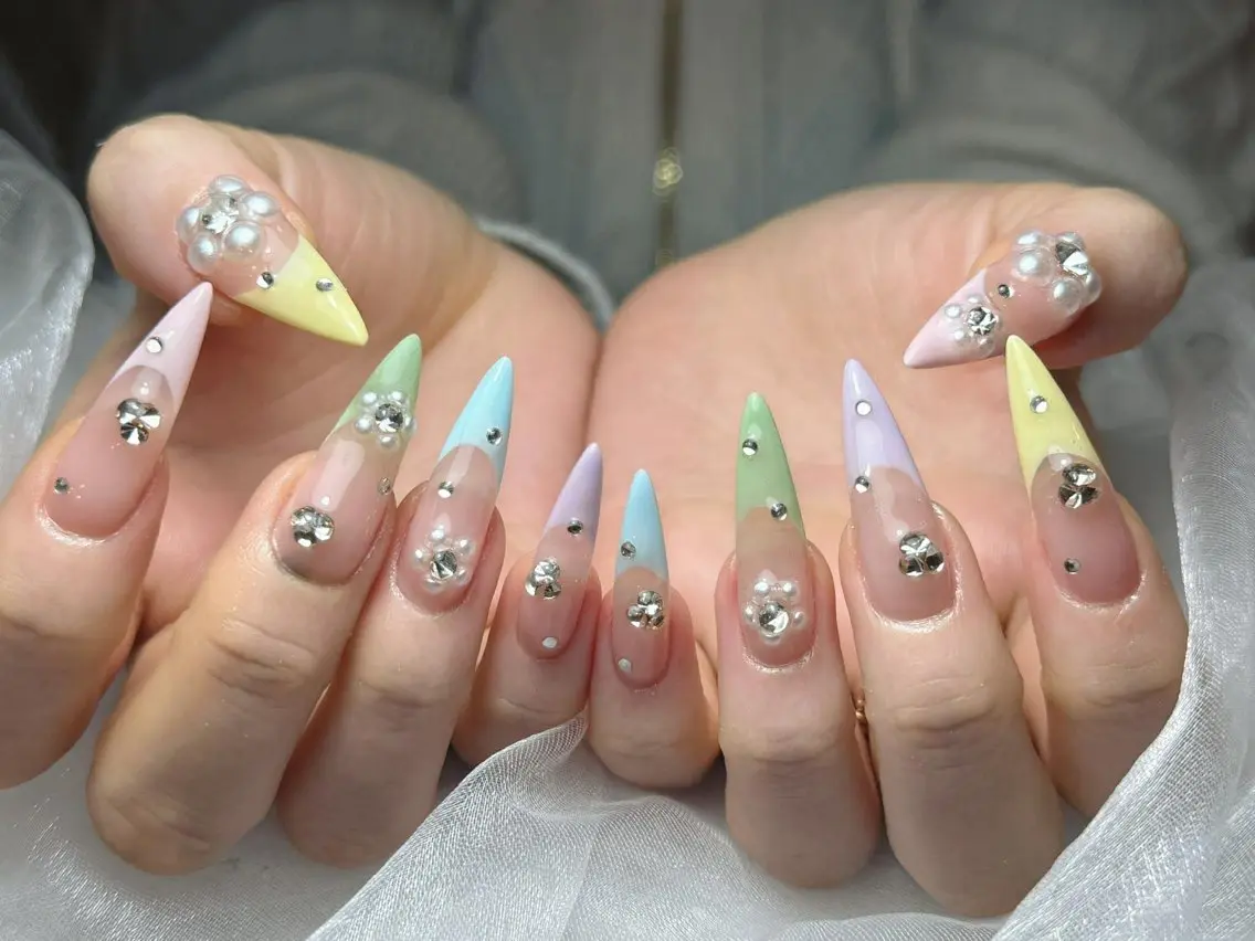 ネイル フレンチネイル ジェルネイル ガーリー 韓国ネイル ロングネイル ハンドネイル NieNail Nezukoのネイルデザイン