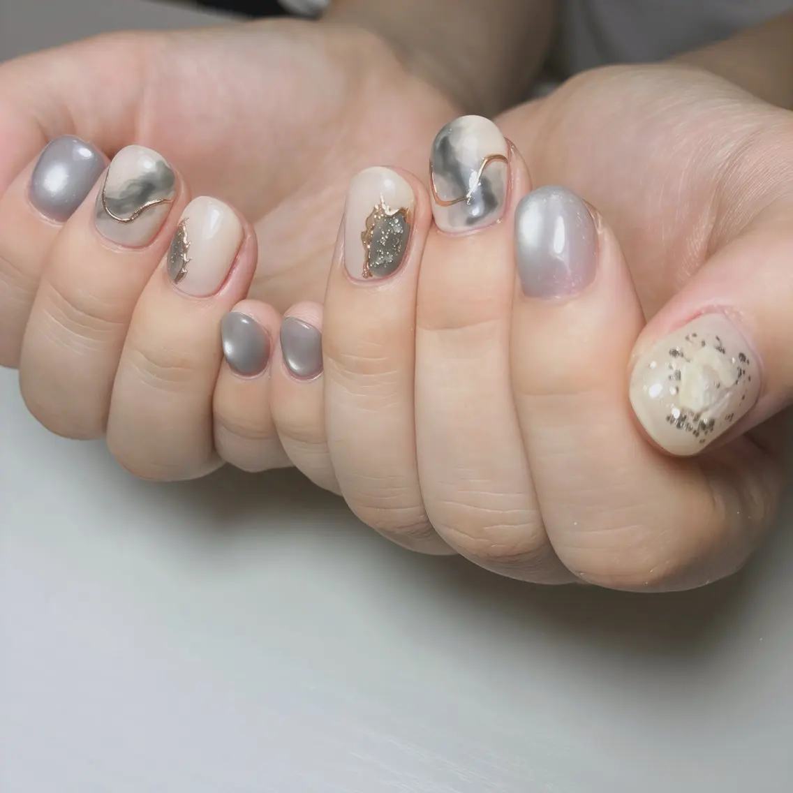ネイル フットネイル 氷ネイル・うるうるネイル マグネットネイル メンズネイル ニュアンスネイル ハンドネイル nail salon anoneのネイルデザイン