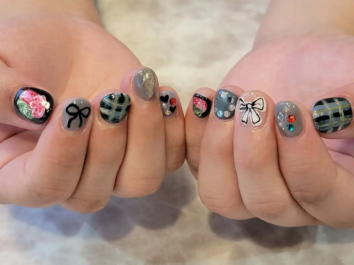 ネイル ネイル&巻き爪サロン AKnailのネイルデザイン