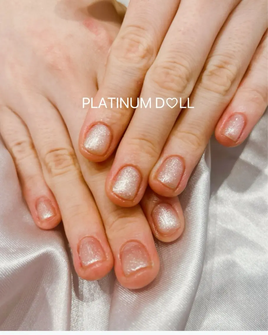 ネイル フットネイル グラデーション キラキラネイル 韓国ネイル マグネットネイル ハンドネイル 🎀大人nail /NOISMはな🎀のネイルデザイン