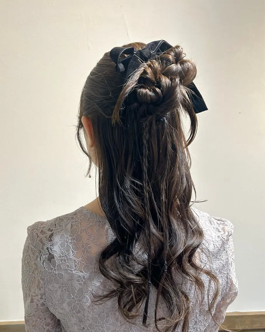 ミディアム ヘアアレンジ ハーフアップ ヘアセット アレンジ/新宿 透明感カラー/ヤノのヘアスタイル