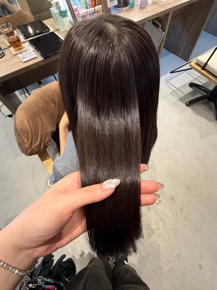 聖愛/艶カラー🪽✨ /トリートメント🫧のヘアスタイル