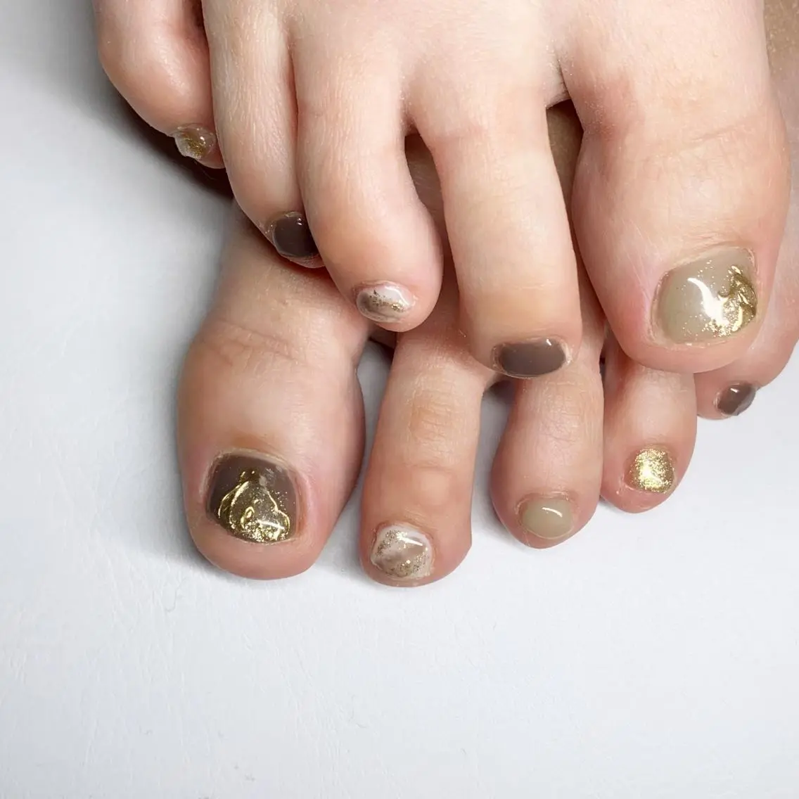 ネイル フットネイル ニュアンスネイル REVIA :momoのネイルデザイン