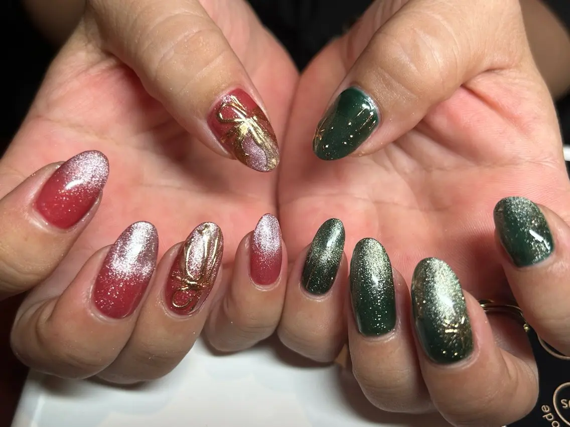 ネイル アートネイル マグネットネイル ハンドネイル AMUCI NAIL Shihomiのネイルデザイン