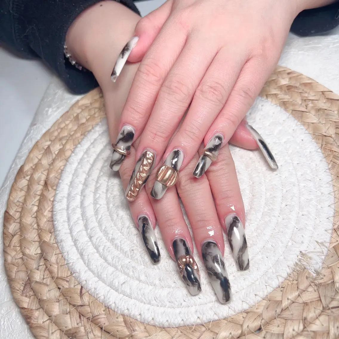 ネイル ハンドネイル M 🌷Nail 長さだし専門店のネイルデザイン
