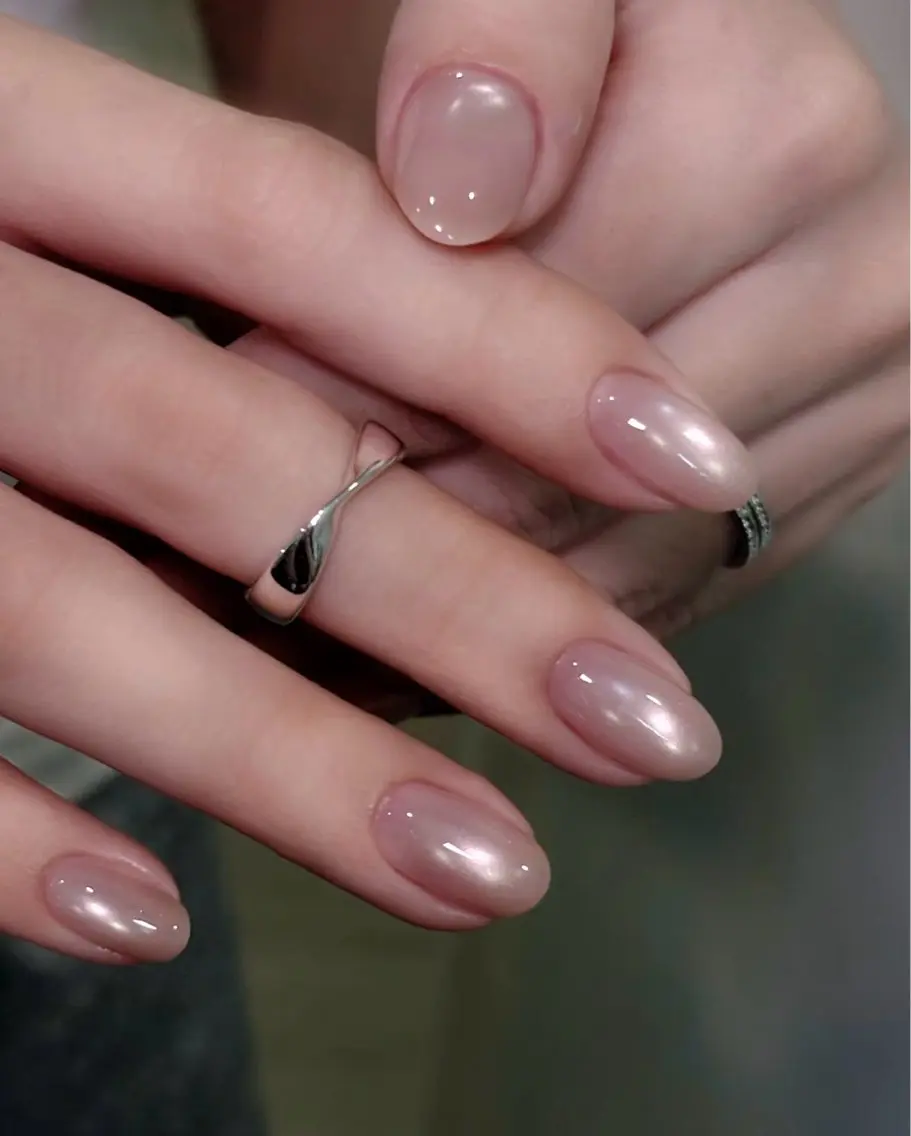 ネイル フットネイル フレンチネイル グラデーション 氷ネイル・うるうるネイル 韓国ネイル ハンドネイル Lynn_ Nailのネイルデザイン