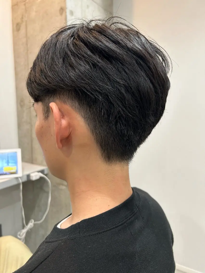 メンズ 🌊インナーカラー 🐬櫻井海星のヘアスタイル