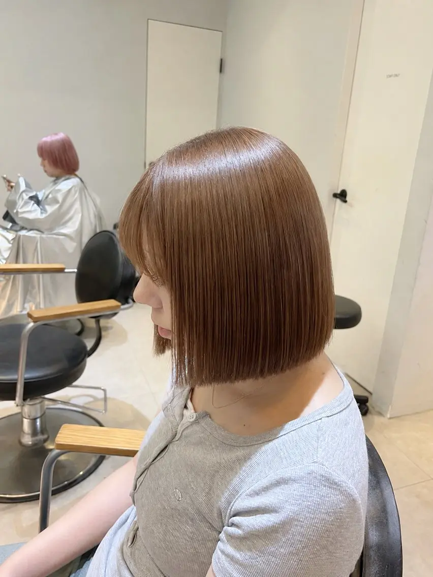 ミディアム カラー 縮毛矯正 ハシモト ミオのヘアスタイル