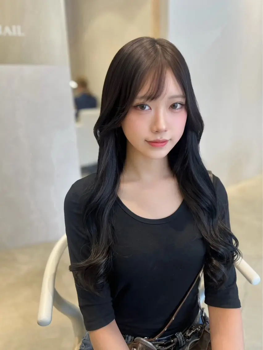ロング エクステ 小池 夏美のヘアスタイル
