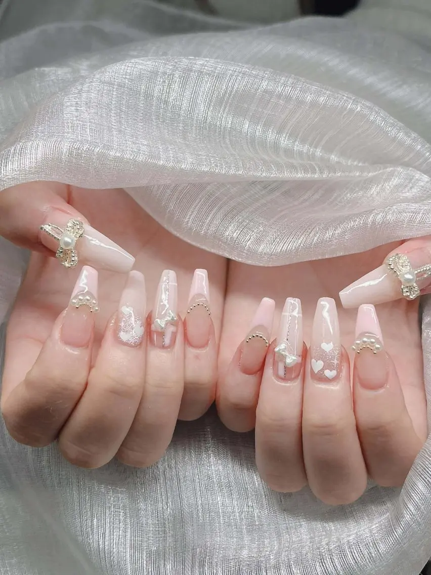 ネイル ハンドネイル Lee Nailsのネイルデザイン
