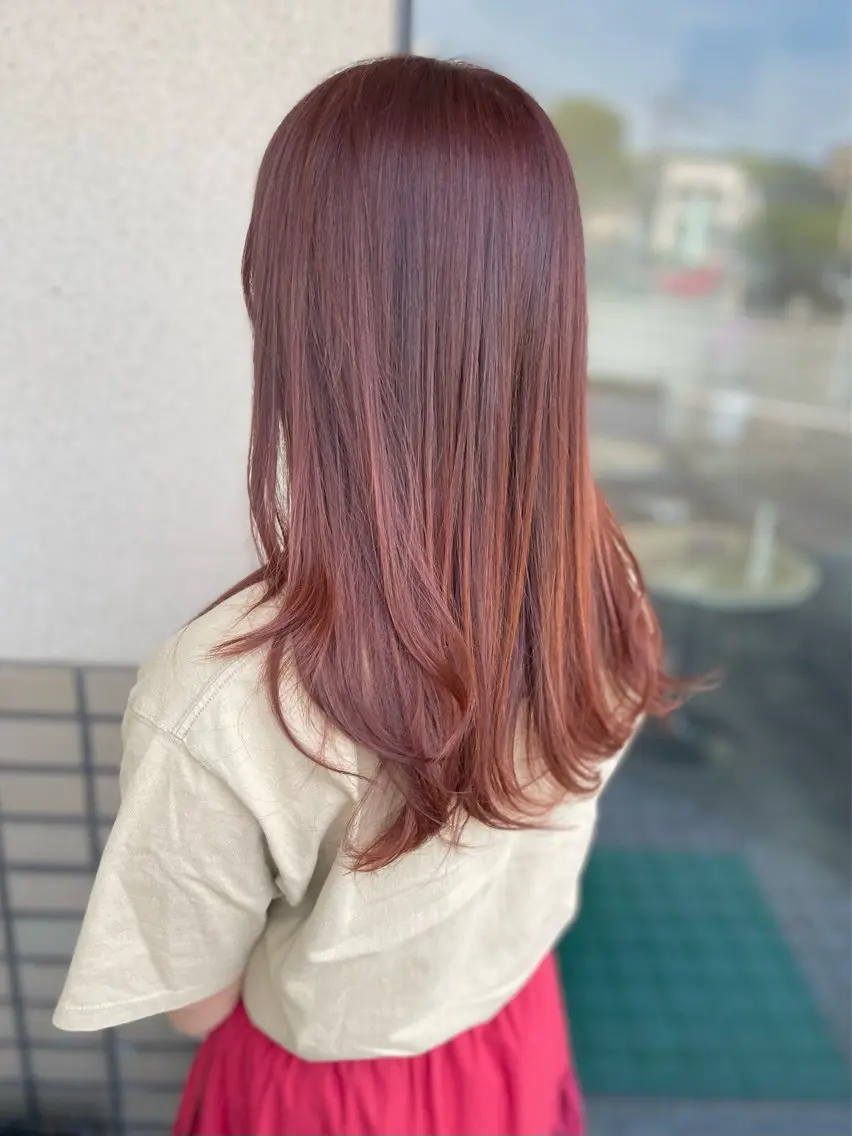 ロング カラー オレンジ オレンジピンク ピンクカラー カット ヘアカラー 沢田 瞳のヘアスタイル