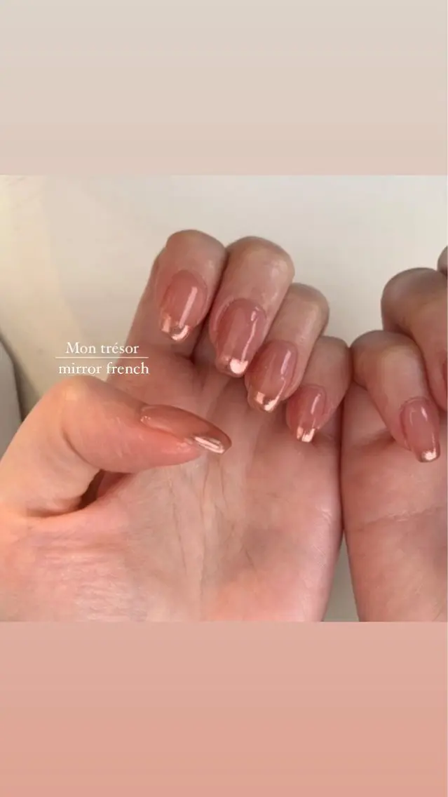 ネイル フレンチネイル ミラーネイル ハンドネイル Nail salon Nuit(ニュイ)のネイルデザイン