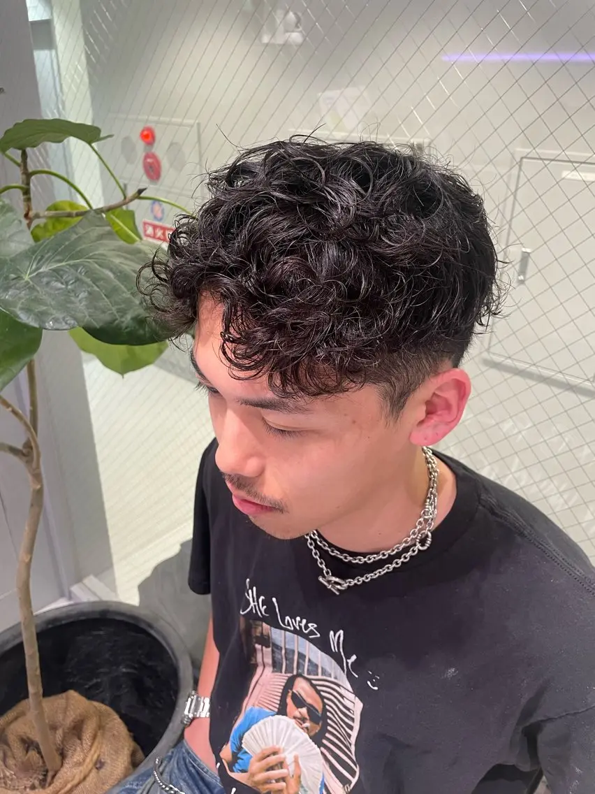 ショート パーマ メンズ カット パーマ トリートメント 菜々🦖新宿 men's特化のヘアスタイル