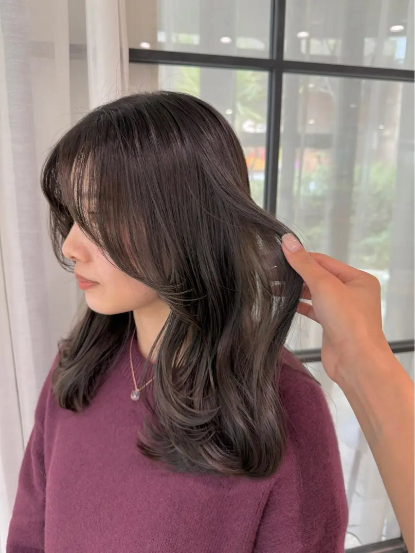 セミロング カラー ブラウンカラー くすみブラウン レイヤーカット ヘアカラー nana/ボブ/ レイヤー/梅田のヘアスタイル