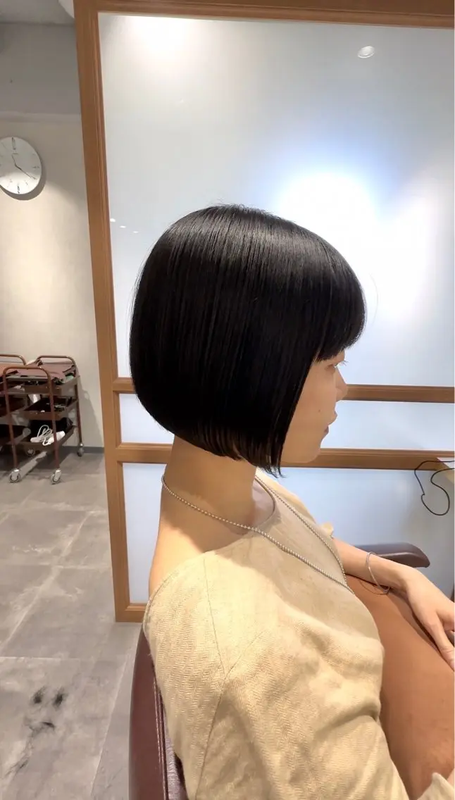 ショート 前下がりボブ ボブ 伊藤 慎吾のヘアスタイル