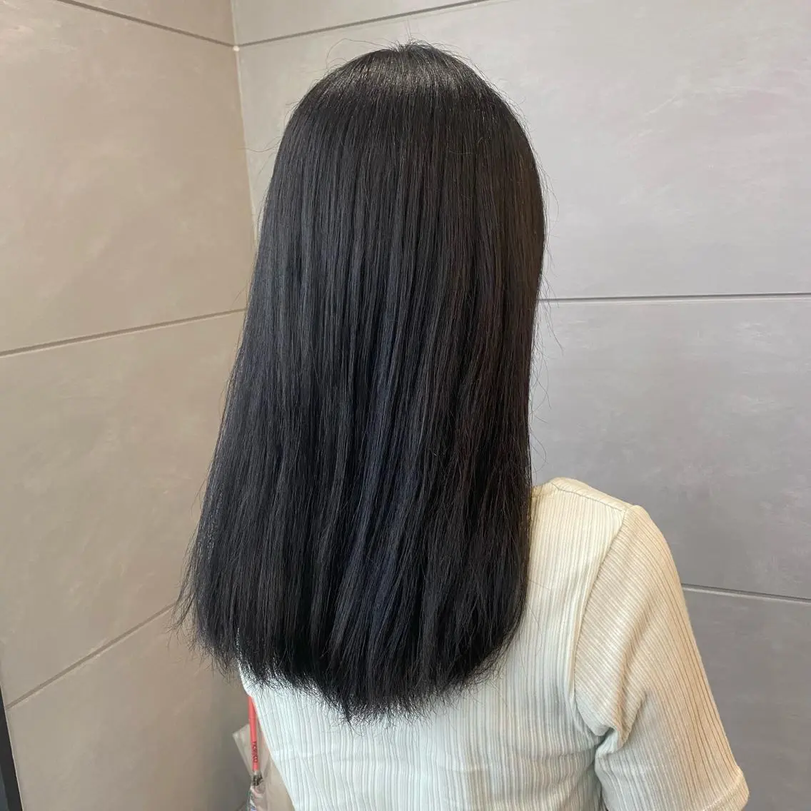 ロング カラー ヘアカラー 天池 結衣のヘアスタイル