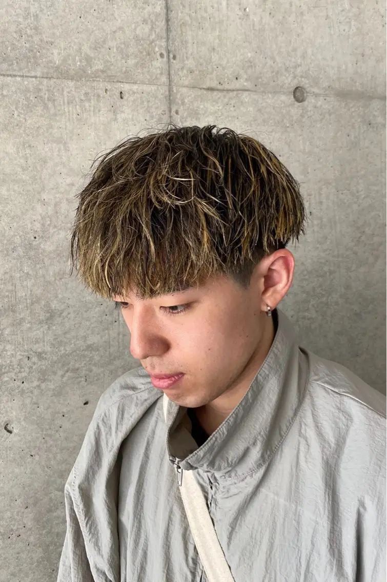【メンズ限定】🌳ダブルカラー(ケアブリーチ)🌳💥ハイトーンでイメージチェンジ!💥🚕雰囲気をカッコよく!🚕の写真