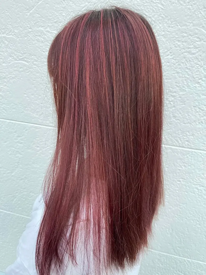 ロング 新宅 綾乃のヘアスタイル