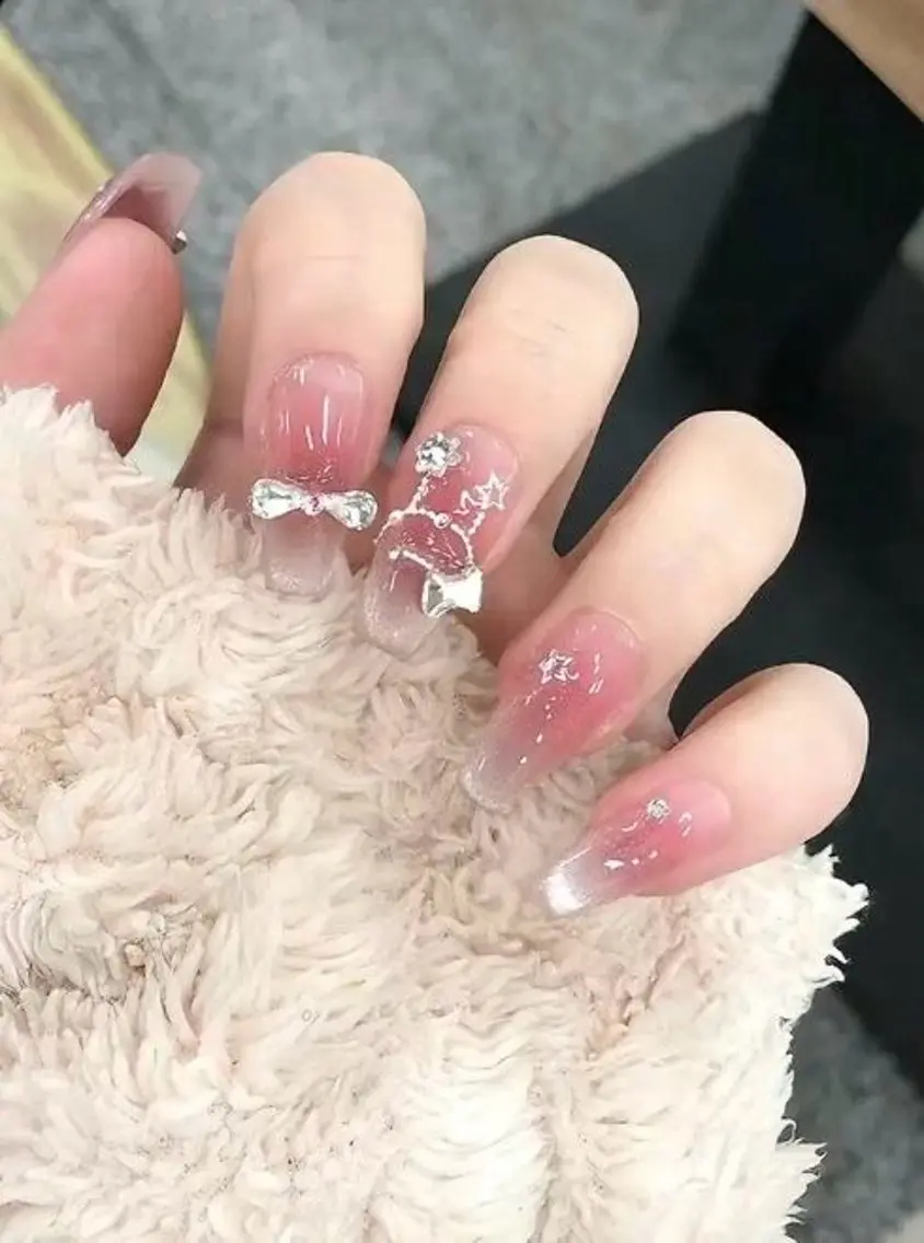 ネイル 長さ出し フレンチネイル グラデーション 卒業式 マグネットネイル MIHANA NAILのネイルデザイン